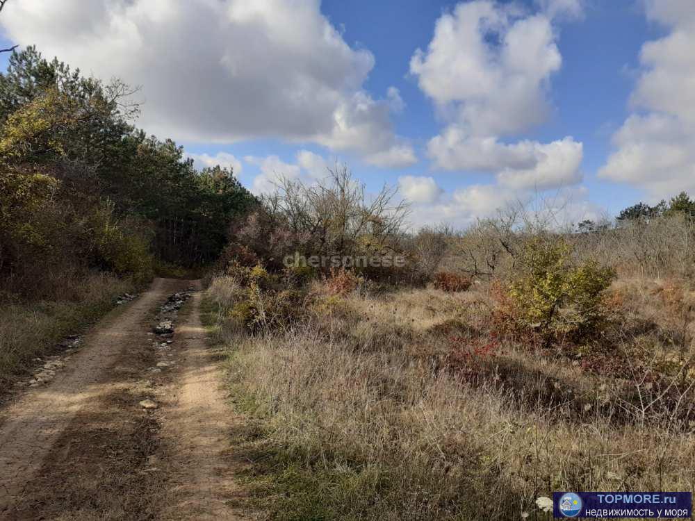 Продаётся земельный участок 4.7 соток между Балаклавой и Фиолентом  Категория и виды разрешенного использования:...