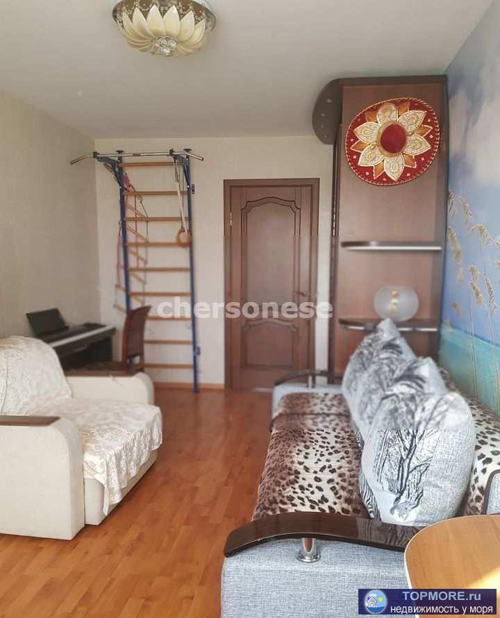 Сдаётся хорошая трёхкомнатная квартира с евроремонтом.  Квартира укомплектована всей необходимой мебелью  и техникой... - 1