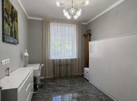 Продается 2-х комнатная квартира 43,1 м2 на ул. Коммунистическая с...