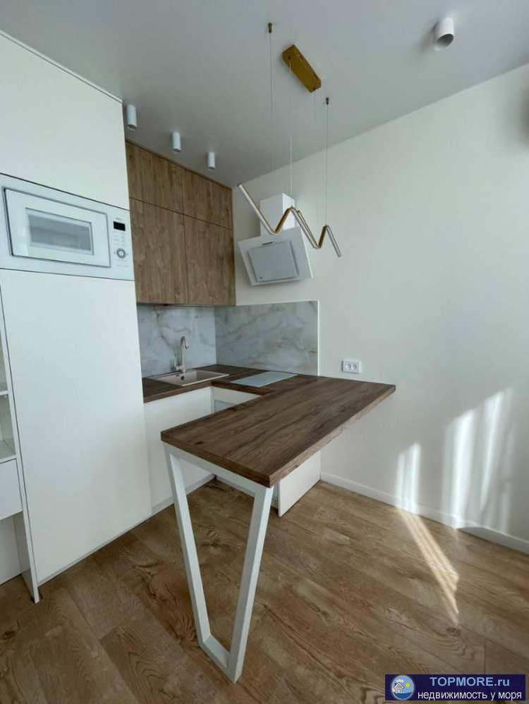 Лот № 164588. Продается квартира в Сочи с хорошим ремонтом и большими окнами в доме комфорт-класса.  Продается с... - 2