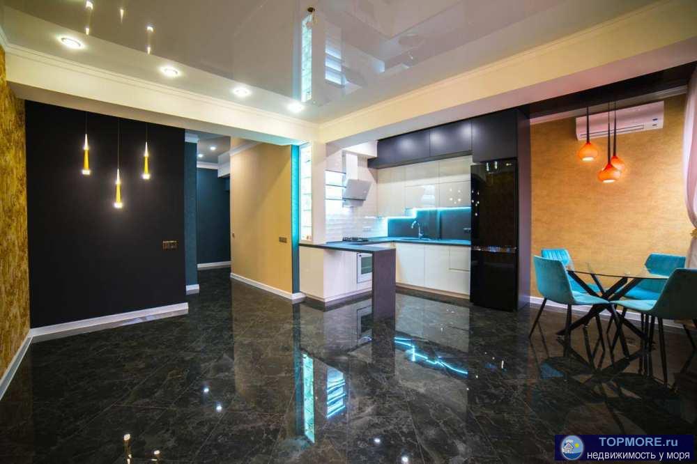 Лот № 164506. Продается просторная двухкомнатная квартира в Сочи, район Мамайка С евроремонтом, мебелью и техникой в...