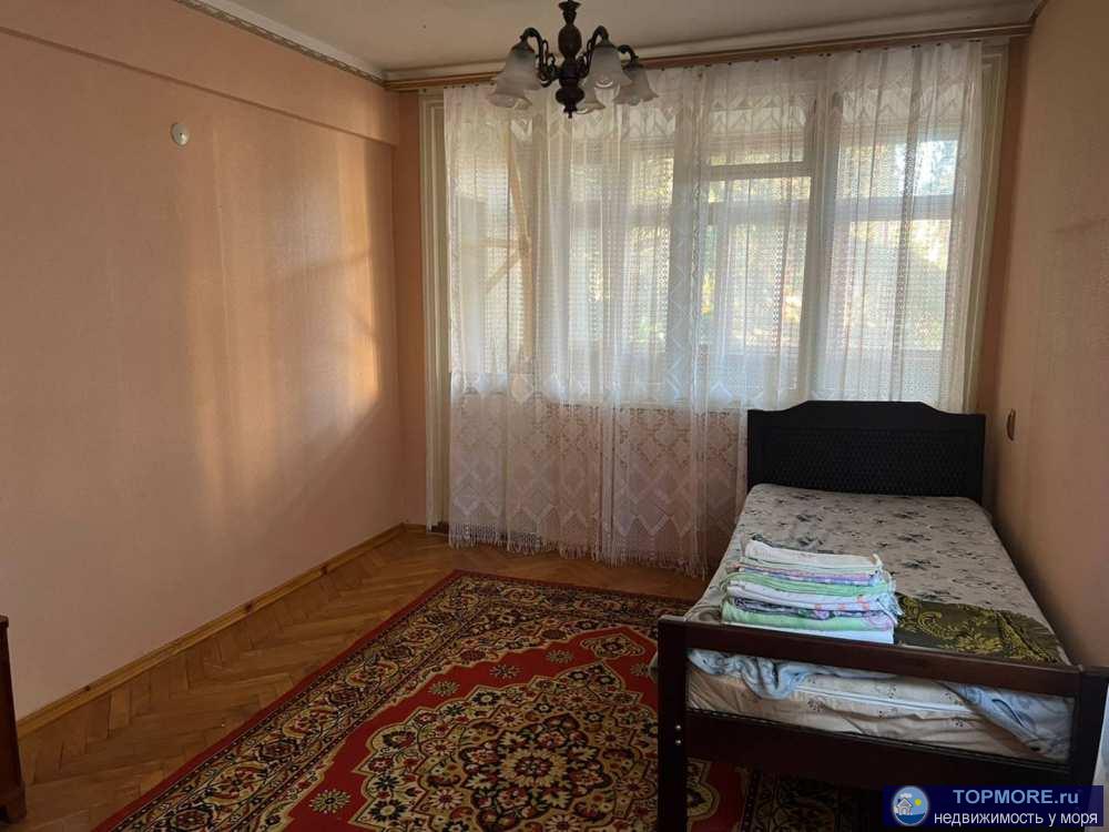 Лот № 164282. Продается однокомнатная квартира в центре Сочи. Рядом с домом детская площадка. До моря 5 минут пешком,... - 1