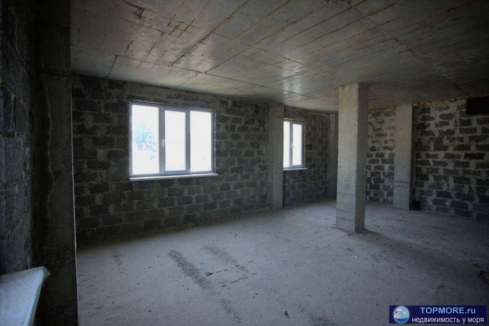 Лот № 164826. Цена ниже рынка ! Статус квартира . Планируется в 2 комнатную квартиру, три окна .  Развитая... - 1