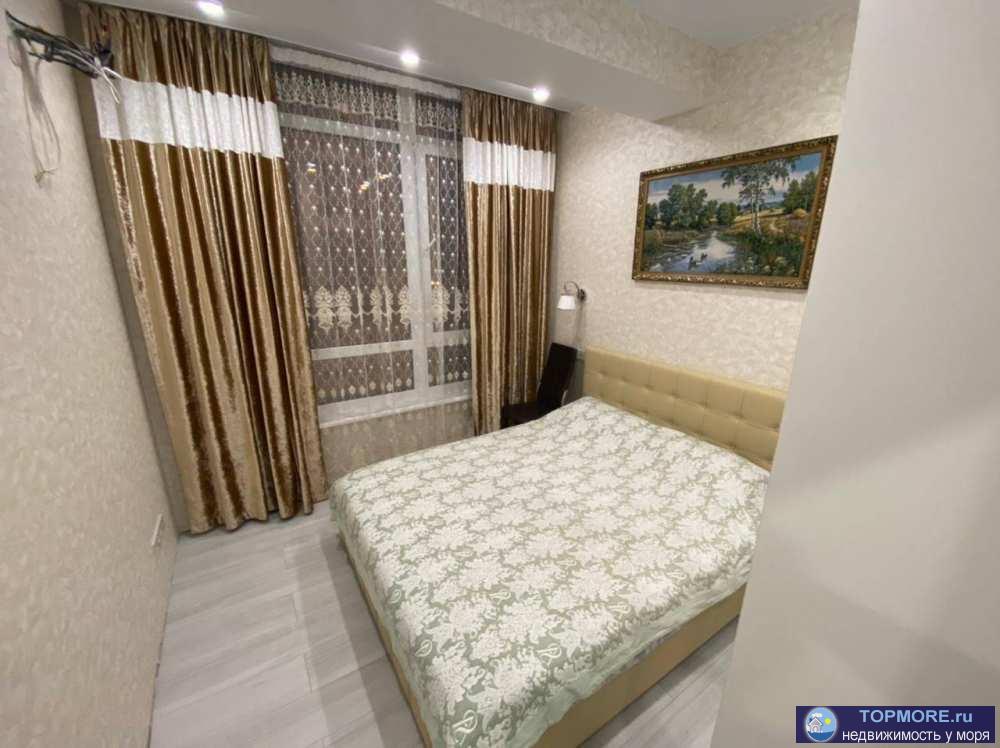 Лот № 165241. Продается двухкомнатная квартира с мебелью и техникой в доме комфорт класса в Сочи, район Дагомыс....