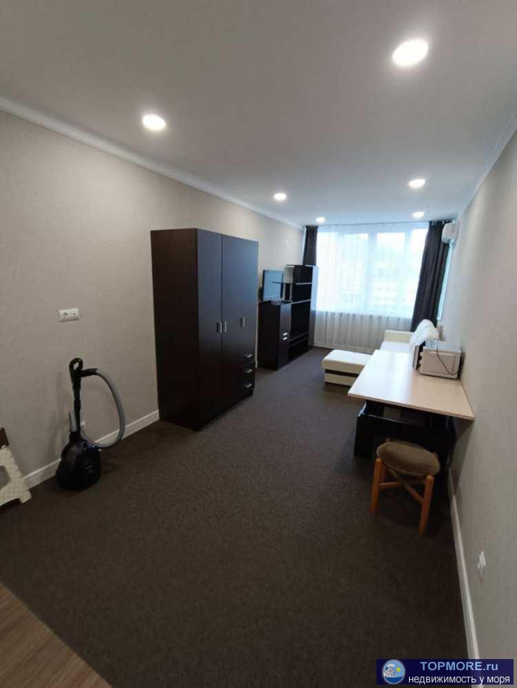 Лот № 165223. Студия с мебелью и техникой в доме комфорт класса. Коммуникации центральные, отопление электрическое,...