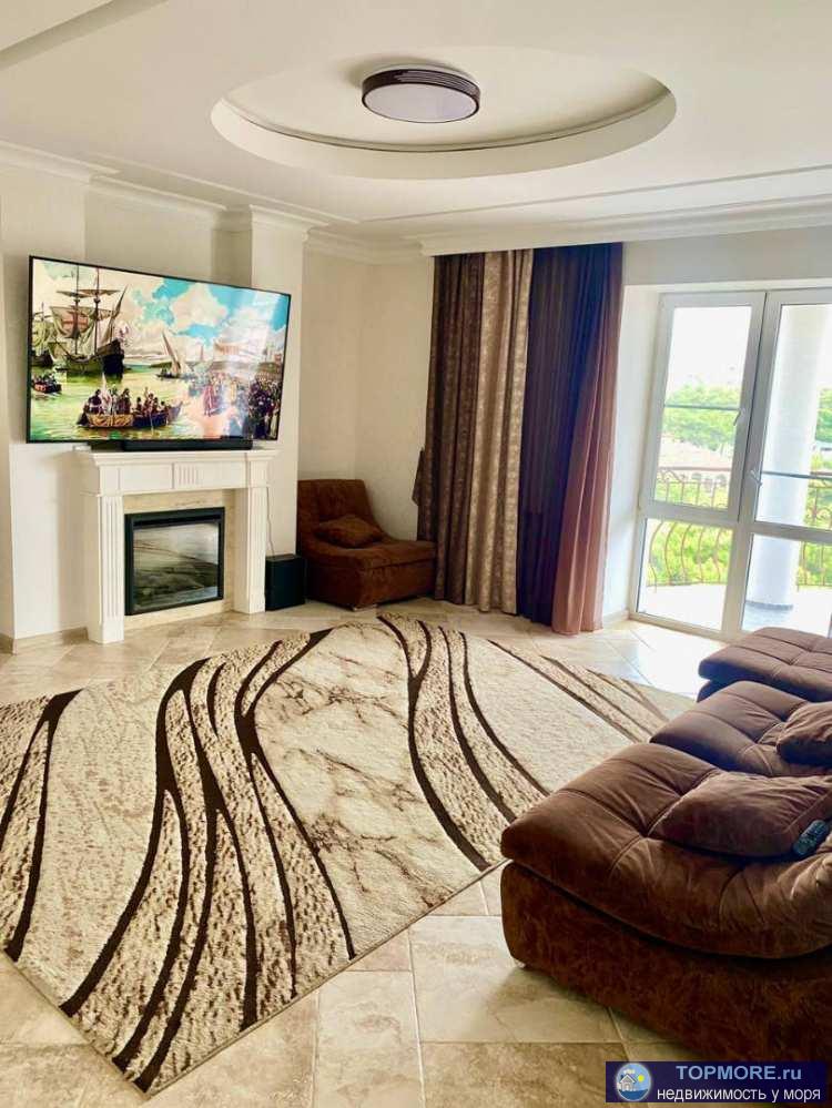 Лот № 21146. квартира мечты площадью 125 кв.м. в лучшем районе Геленджика (толстый мыс)! Первая береговая линия, 2...