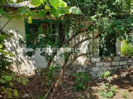 Продается участок район Максимовой дачи, вода городская, свет 380...