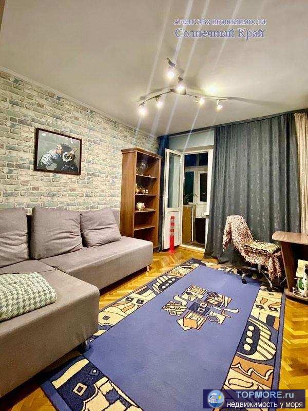 Продаётся 4-х комнатная квартира в курортном центре города Анапа, район пятой школы и центрального рынка. 62 кв.м....