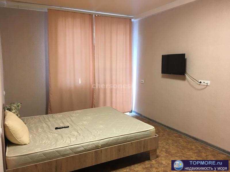 Предлагается к продаже  однокомнатная квартира в Нахимовском районе.  Квартира находится на северной стороне около...