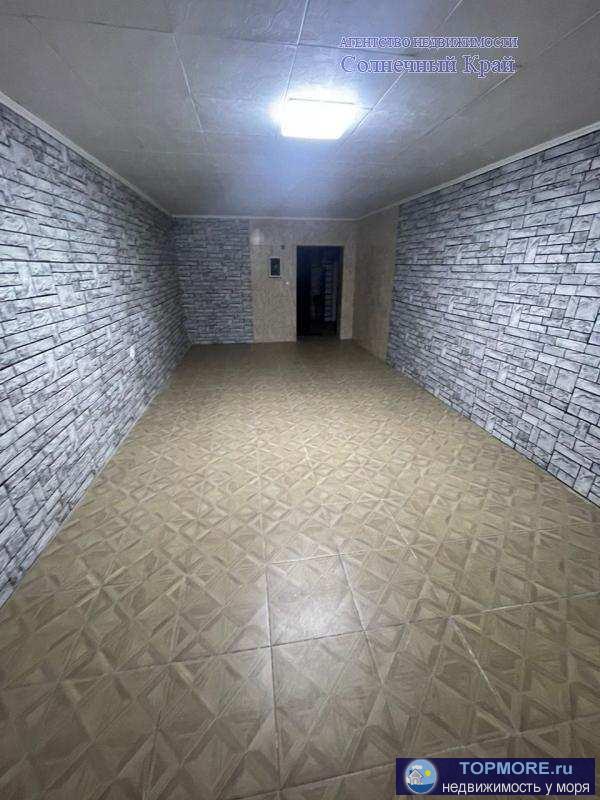 Продаётся студия с ремонтом возле моря в Анапе, до набережной и аквапарка пешком 5 минут. 30 кв.м. Кухня остаётся....