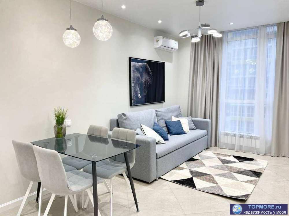 Лот № 166416. Продается видовая квартира в центре Сочи в жк Раз два три.  Квартира общей площадью 36,8м2, расположена...