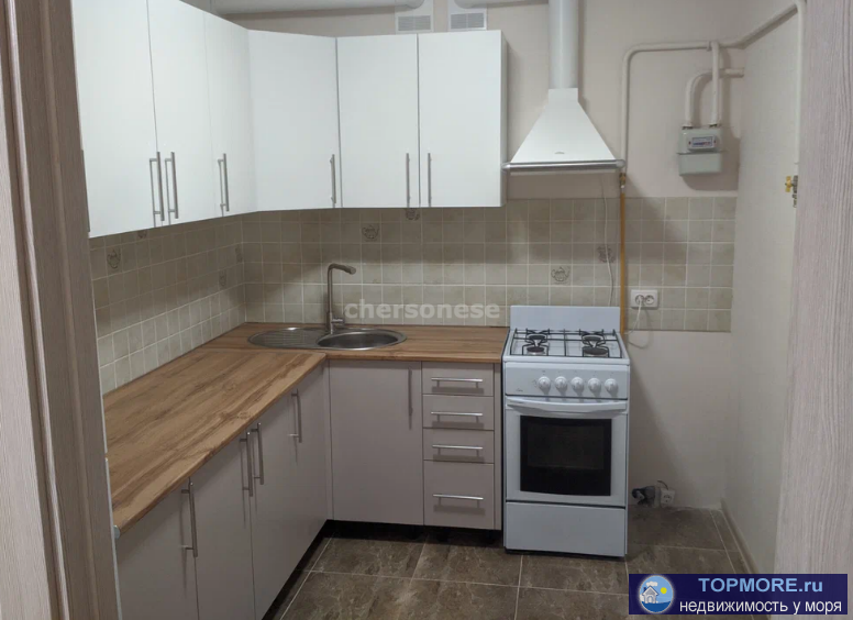 В с. Табачное продается трёхкомнатная квартира  45.7 кв.  В квартире сделан свежий качественный ремонт: стяжка пола,... - 1