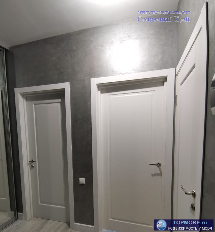 Продаётся 1-комнатная ВИДОВАЯ (с видом на море) квартира в Анапе. 43 кв.м. Качественный ремонт: итальянский... - 2