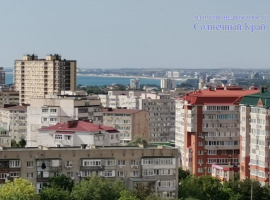 Продаётся 1-комнатная ВИДОВАЯ (с видом на море) квартира в Анапе....