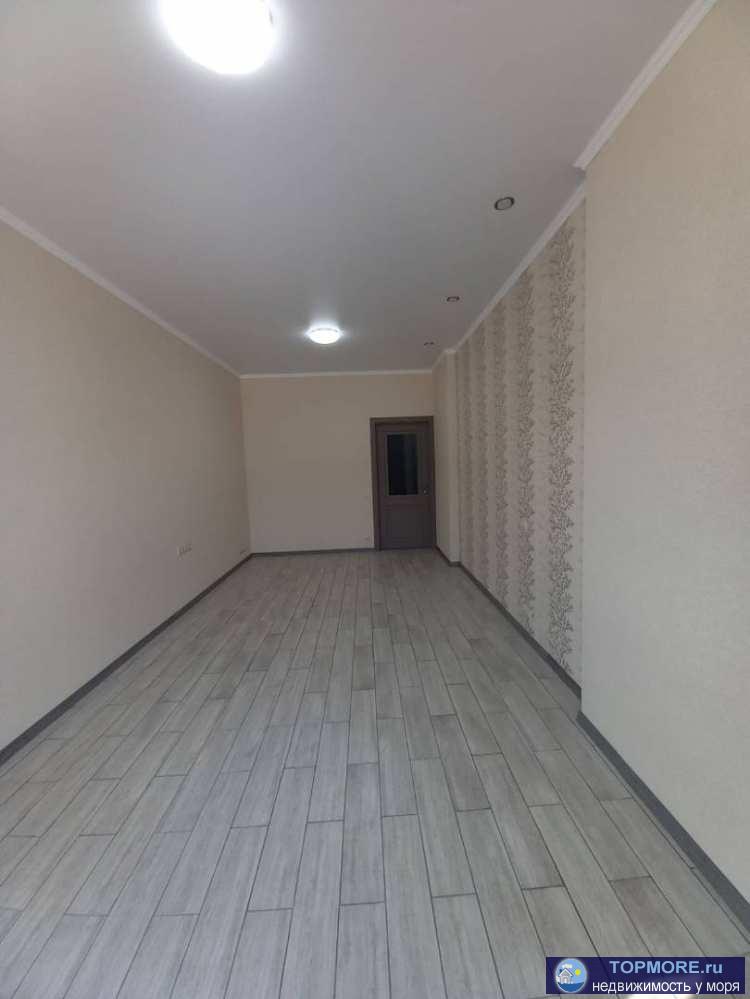 Лот № 21185. Продается 2-х комнатная квартира, никто не прописан,почти не проживали, панорамные окна, вид на сосновый... - 1