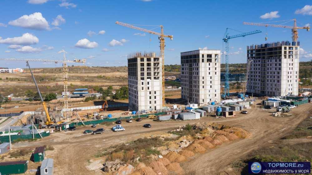 Предлагается к продаже большая трехкомнатная квартира в ЖК "Тюльпаны" от надежного застройщика.  На... - 2