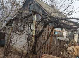 Продается участок 4 сот. на участке есть дом из камня 25 кв.м....