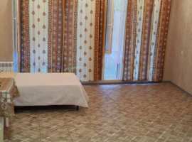 Лот № 167511. Просторная студия в отличном доме. Своя система...