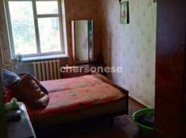 Продается трехкомнатная квартира в пгт Советский. 

Состояние...