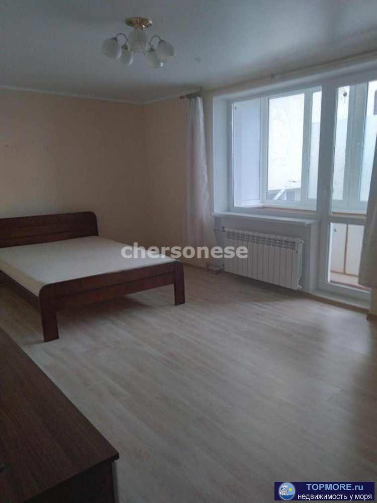 Сдается  длительно 1- комнатная квартира.   Свежий евроремонт. Первая сдача  Два застекленных балкона.   Есть вся...