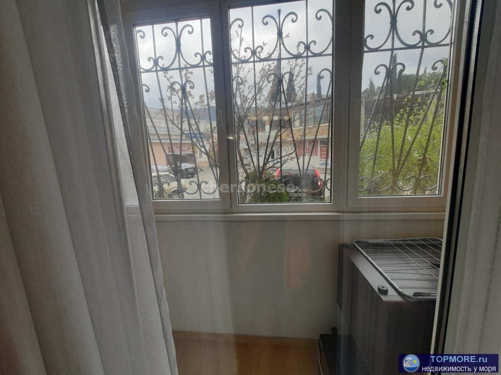 Продается уютная квартира  Тихий спальный район. хорошая транспортная развязка.  коммуникации школа, аптека, дет сад,... - 2