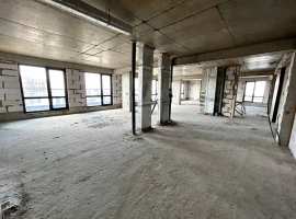 Лот № 168215. Продаю элитный пентхаус на 13-м этаже с панорамным...