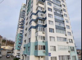 Лот № 168395. Евротрешка угловая полноценная квартира, 4 световые...