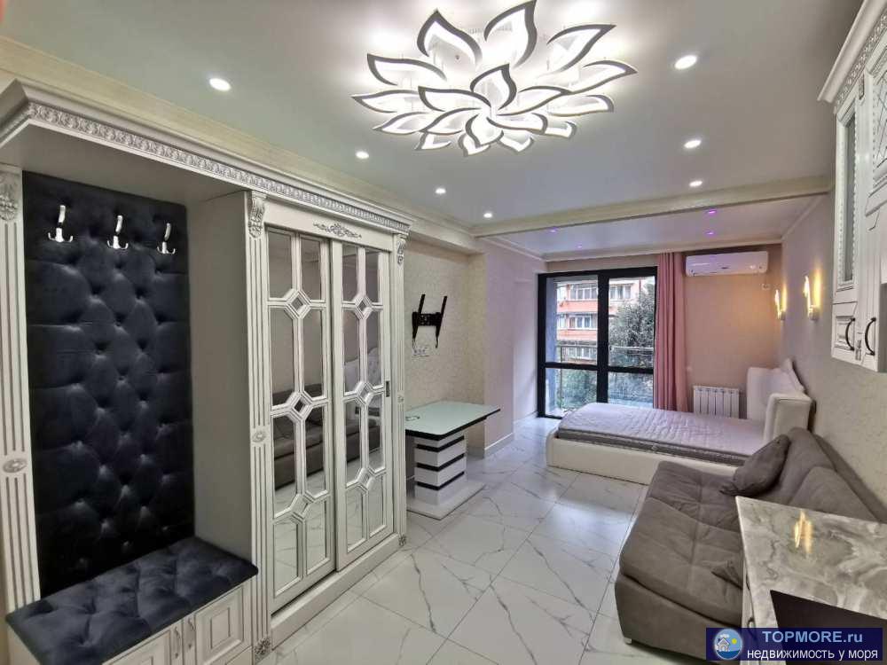 Лот № 168343. Продаётся квартира в центре города 28.1кв.м, в жк Сокол.Корпус Б, 3 этаж с балконом, панорамные окна...