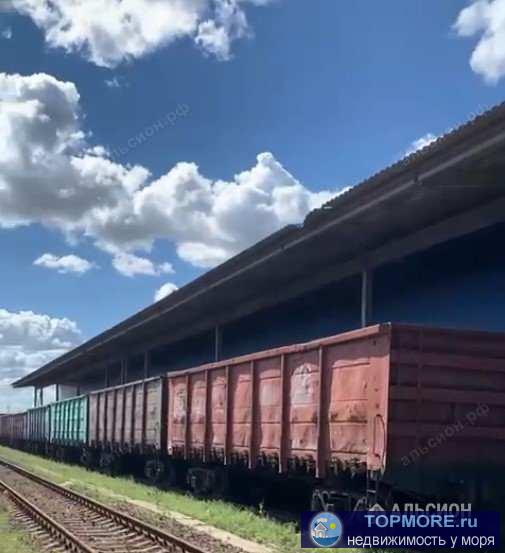 Продам склад с жд тупиком, порт Кавказ. Общая площадь земельного участка 55 соток. На участке расположено здание...