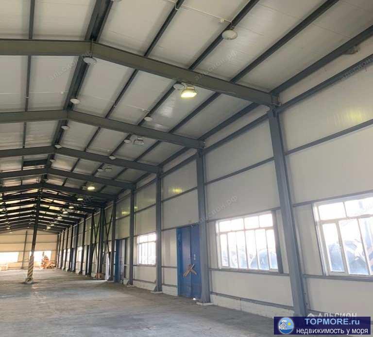 Продам склад с жд тупиком, порт Кавказ. Общая площадь земельного участка 55 соток. На участке расположено здание... - 1