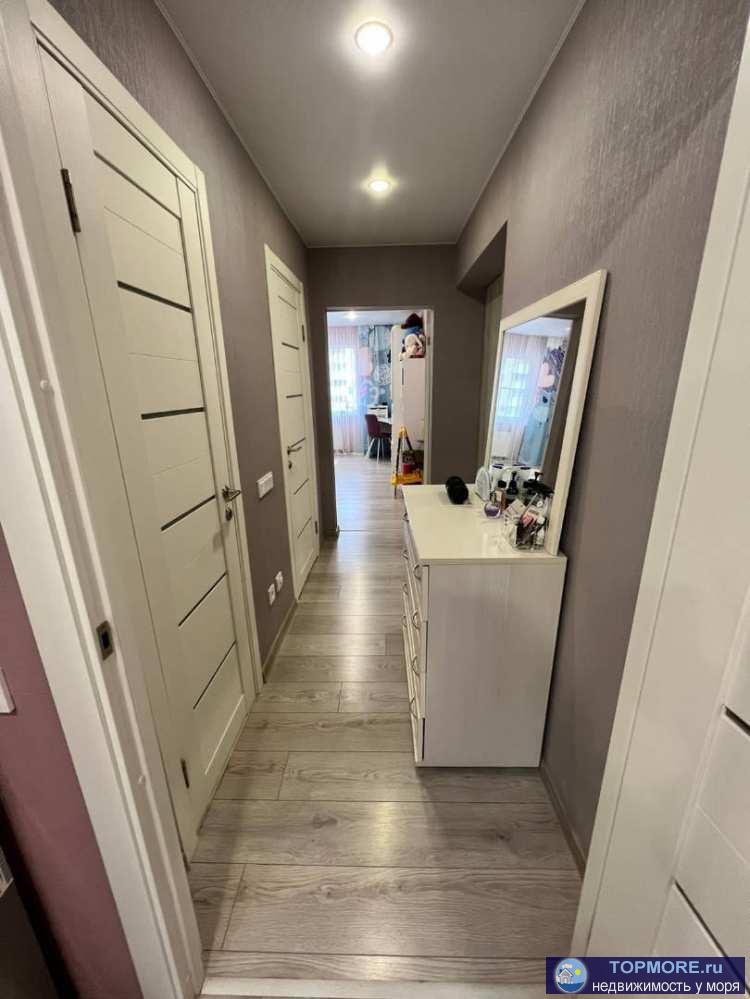 Лот № 168543. Продаётся евро-трёшка в доме бизнес класса, с ремонтом, мебелью и техникой.Установлен новый кухонный... - 2