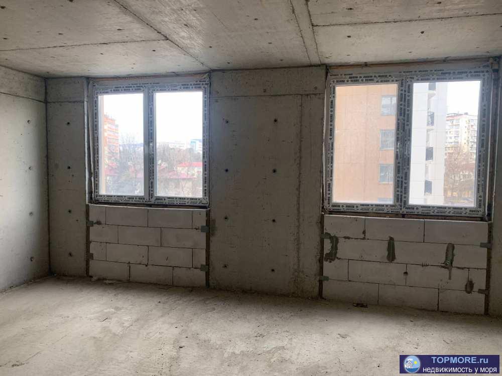 Лот № 167556. жк “Альпийский квартал”  Квартал состоит из 9 зданий высотой 18 этажей.   Огороженная территория с...