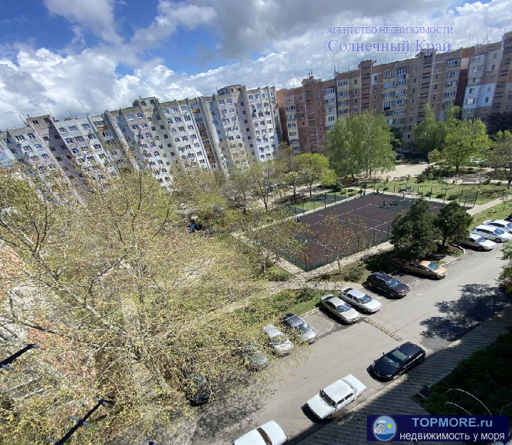 Продаётся 1-комнатная квартира в спальном микрорайоне Анапы 3А. 41 кв.м.  Две  комнаты- 16 кв.м. и 9 кв.м. (кухня...