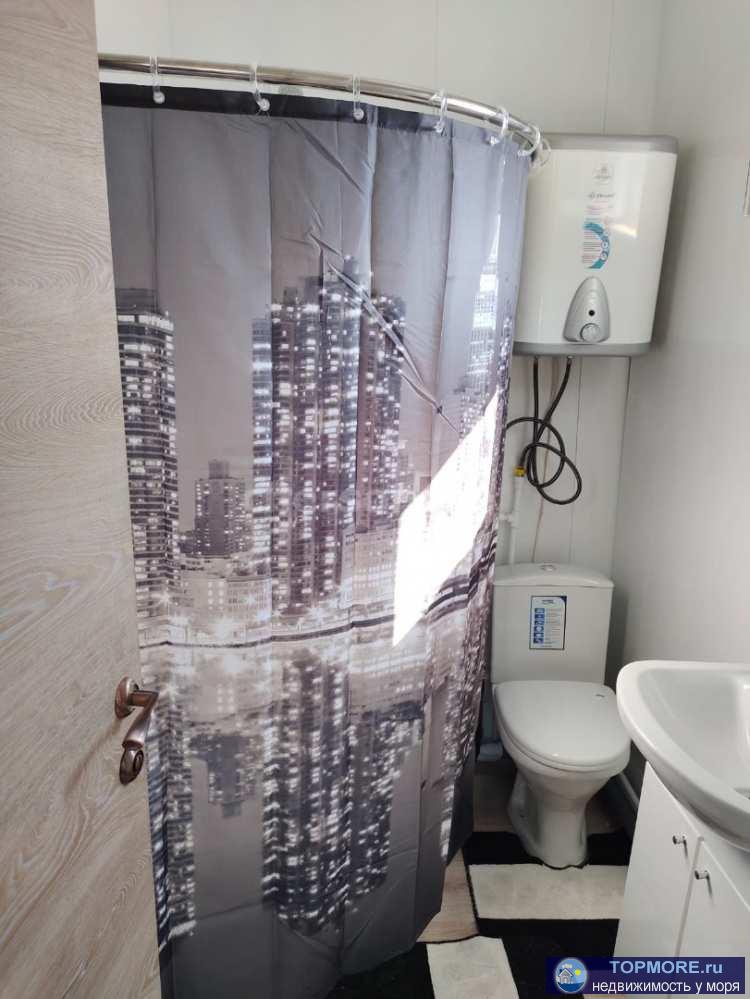 Сдается новый небольшой уютный домик, вход и двор отдельный от хозяев. Есть мангальная зона. Дом в районе Правая... - 2