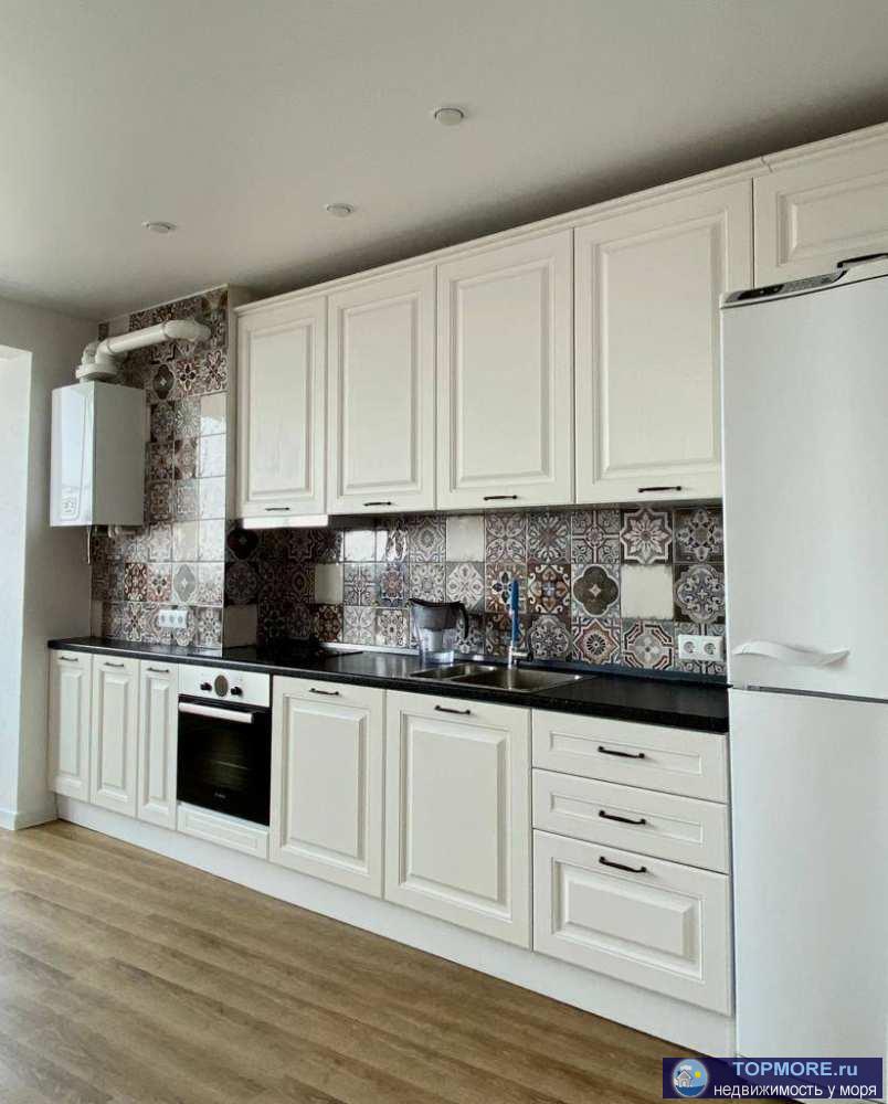 Лот № 168743. Продается полноценная трехкомнатная квартира в центре Сочи, напротив гипермаркета Моремолл с видом на...