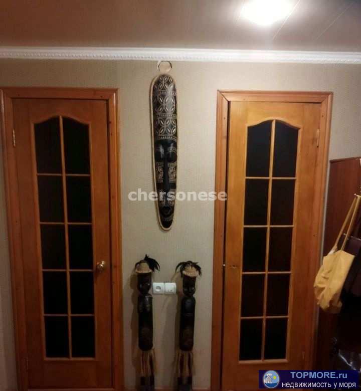 В прямой продаже четырёхкомнатная квартира в Гагаринском районе.  Про квартиру: удобная планировка с раздельными... - 2