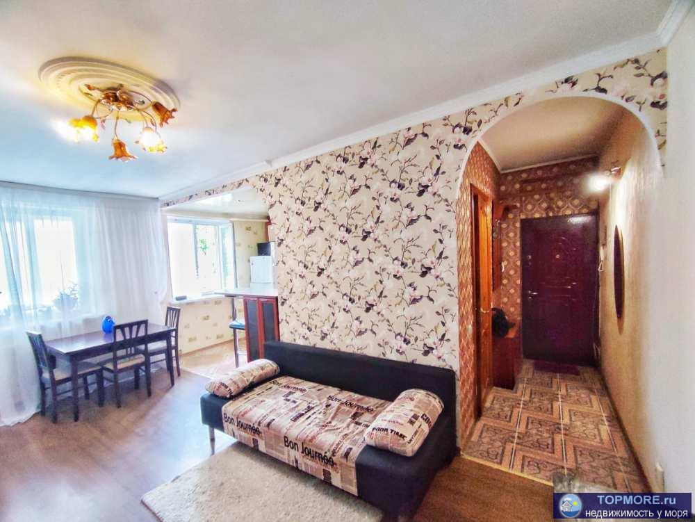 В прямой продаже трёхкомнатная квартира в центре города Севастополь.  Про документы: указываем полную стоимость в... - 1