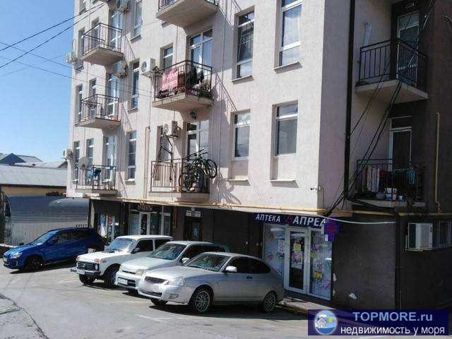 Лот № 170795. Прекрасная квартира со своей мансардой и панорамными окнами.Газовое отопление.В доме есть аптека,...