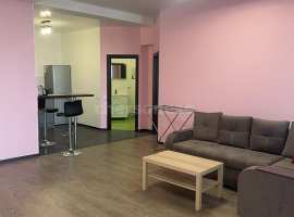 Продается просторная квартира. В тихом месте. В новом районе Ялты....