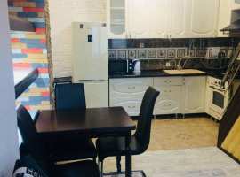 Лот № 170815. 
Квартира двухуровневая в 200 м от моря.
 
Рядом...