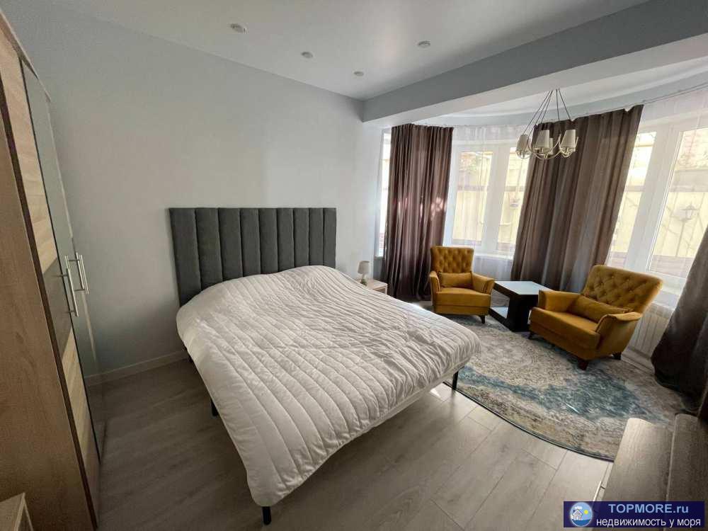 Лот № 170204. Продаётся просторная двухкомнатная квартира  66,2 кв м  ( 2 спальни + кухня-гостиная) в живописном...