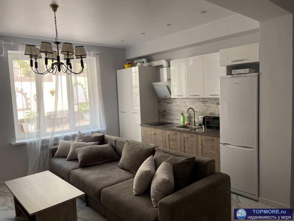 Лот № 170204. Продаётся просторная двухкомнатная квартира  66,2 кв м  ( 2 спальни + кухня-гостиная) в живописном... - 2