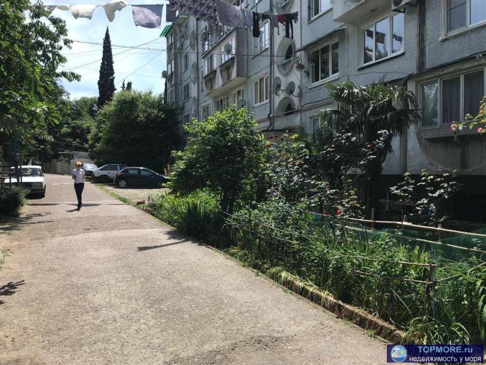 Лот № 169782. Продается 2-комнатная квартира на берегу Черного моря по выгодной цене!Прекрасная локация и развитая... - 2