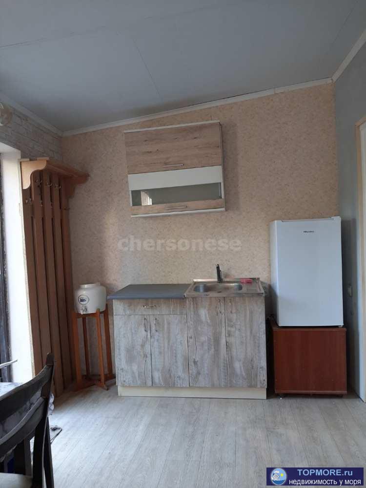 Сдается небольшой дом в СТ "ЮгрыбХолодФлот", Фиолент Гагаринский р-н. Вход отдельный с улицы. В общем дворе... - 2