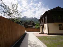 Лот № 169495. Продается дом в стиле шале в поселке закрытого типа в...