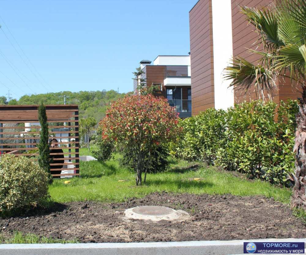 Лот № 168405. Продаются таунхаусы бизнес-класса в стиле Хай-тек в уютном городке, где обеспечена максимальная... - 2