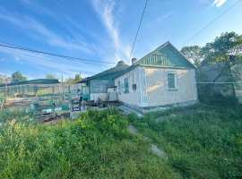 Продается жилой дом 50 кв.м с участком 8.3 сотки , в доме две...