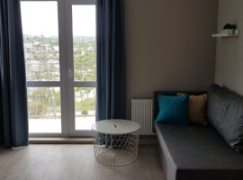 Сдается на длительный период отличная крупногабаритная 1 комнатная...