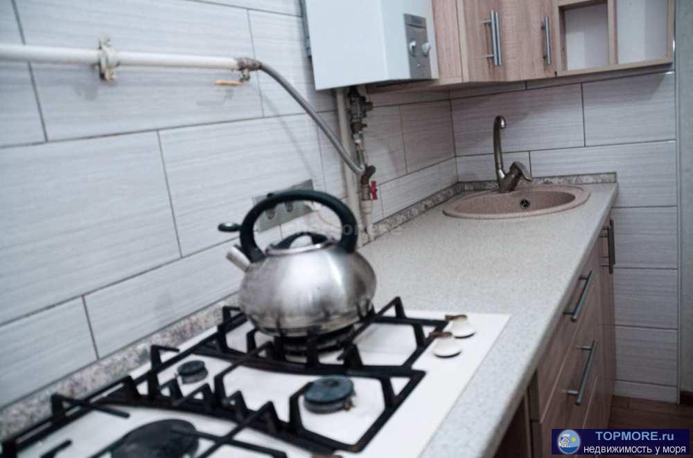 Предлагается к продаже однокомнатная квартира 29 кв.м. на 4 этаже четырехэтажного дома в центре города.  До центра 10... - 2