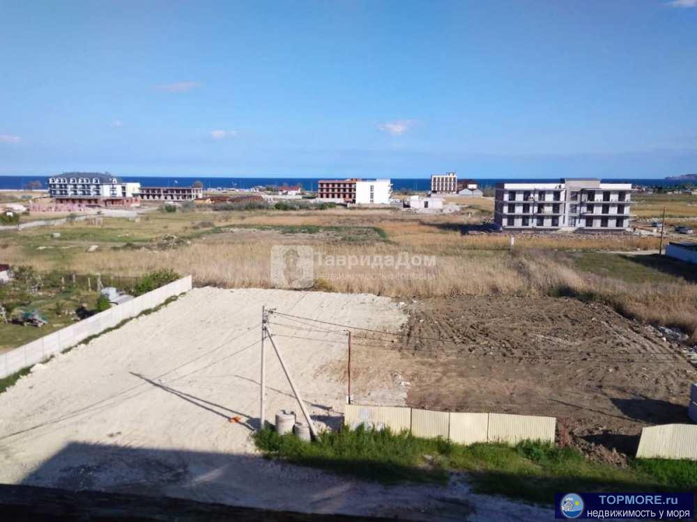 Продам 2 комнатную квартиру 55.6 кв.м, 5 этаж  5 этажного дома, район Ближние Камыши, ул. Дружбы 16, Феодосия....